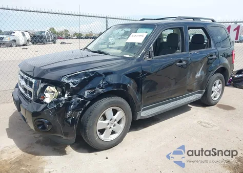 2012 Ford Escape Xls z USA, uszkodzony, nr VIN 1FMCU0C75CKB46750